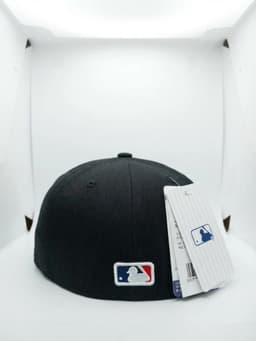 CAP NEW ERA Black  2